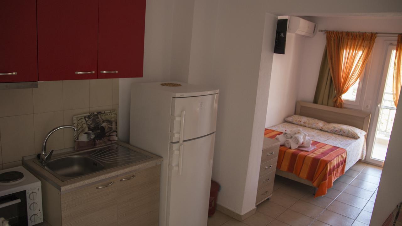 Four Seasons 2 Apartman Paralía Kültér fotó